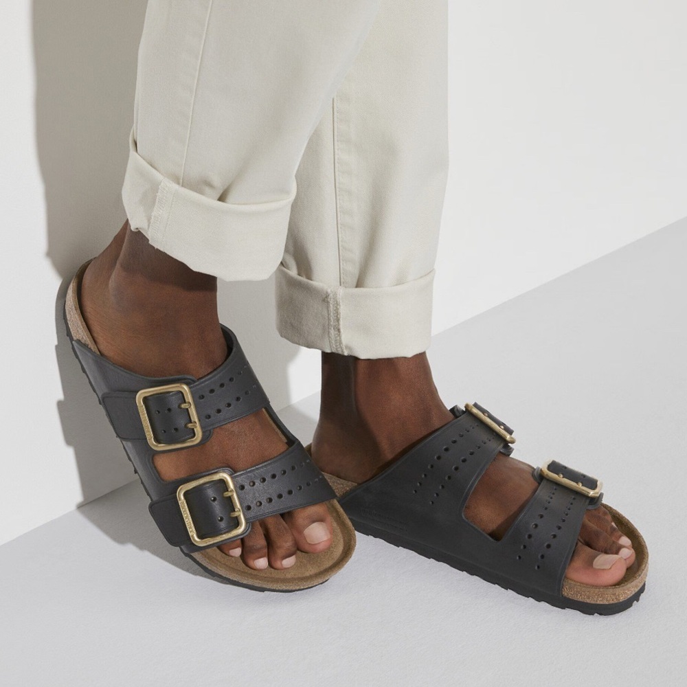 Birkenstock Arizona Bold Leather Two Straps in Black Sandals Size 39